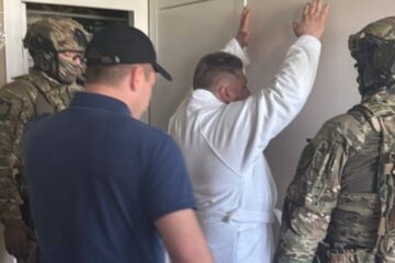Правоохоронці підозрюють, що екскерівництво Держпродспоживслужби Вінницької області за хабарі роздавало службове житло