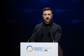 Зеленський розповів, як відбувалися переговори України зі США і ЄС перед зустріччю Трампа з Путіним
