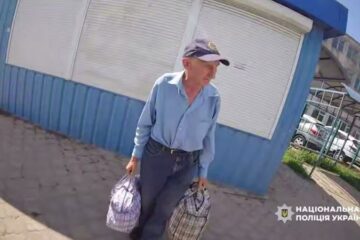 “Білі янголи” евакуювали чотирьох літніх мешканців прикордоння Сумщини