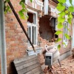 Дві людини загинули і одна поранена через російські обстріли Харківщини