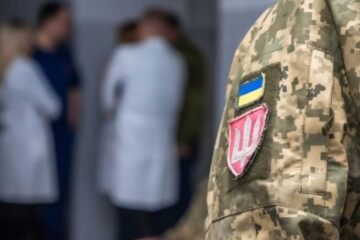 ​У Харкові поліцейський забрав товариша з ВЛК під виглядом “затримання”