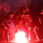 На півночі Сербії протестувальники розгромили офіси правлячої партії
