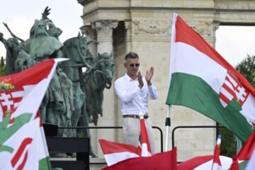 Суперник Орбана звинуватив Росію у втручанні в процес виборів