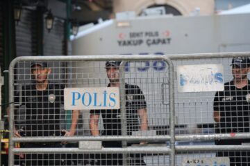 У Туреччині через підозри в корупції заарештували 40 осіб