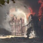 Росіяни вдарили по центральній частині міста Суми, виникли пожежі