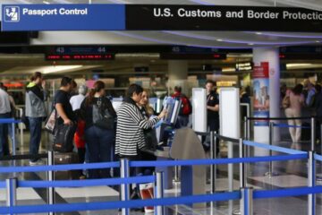 США призупинили видачу гостьових віз мешканцям Гази