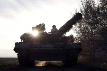 Від початку доби на фронті відбулося 126 боїв