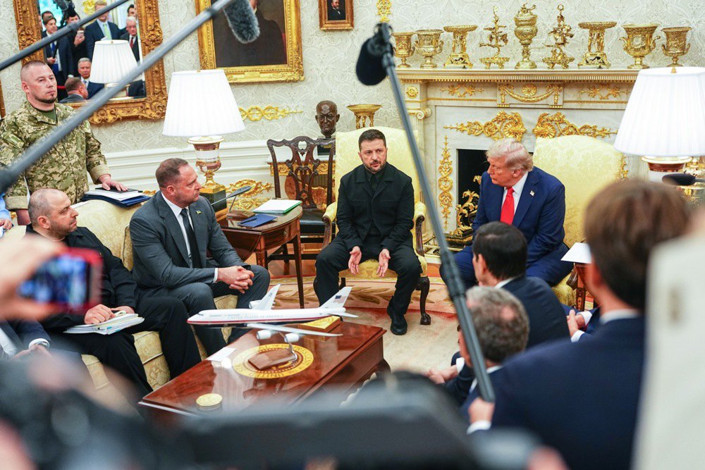 Зустріч Дональда Трампа та Володимира Зеленського в Овальному кабінеті Білого дому 