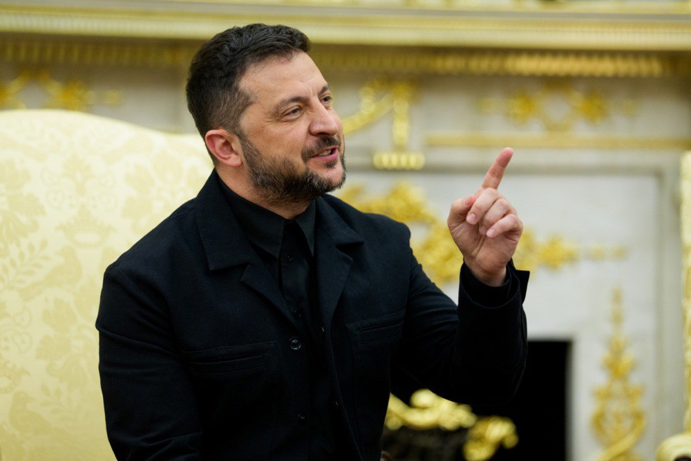 Президент України Володимир Зеленськоий під час зустрічі з Дональдом Трампом в Овальному кабінеті Білого дому