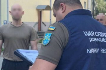 На Харківщині судитимуть російського військового за розстріл українських воїнів на Вовчанському агрегатному заводі