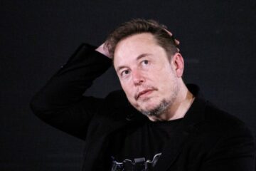 WSJ: Ілон Маск тихо гальмує плани щодо створення політичної партії, можливо через Венса