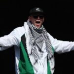 Ірландський репер постане перед судом у Лондоні через прапор “Хезболли” на концерті