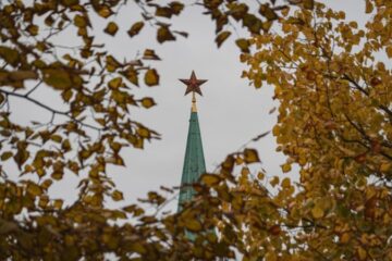Reuters: Москва готується підвищити податки та скоротити витрати, щоб врятувати оборонку