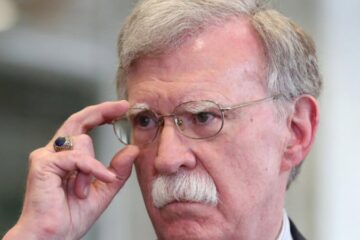 ФБР провело обшук у будинку колишнього радника Трампа, а нині політичного опонента Джона Болтона