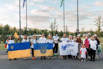 «Українські вертольоти» підтримали перший в Україні ветеранський марш-кидок Carpathian YOMP