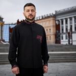 Зеленський нагородив волонтерку Паєвську, а також співачок Могилевську і Джамалу