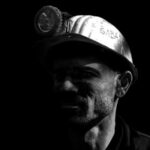 Нардеп: внаслідок обстрілу знеструмлені шахти на Донеччині, 148 гірників лишаються під землею