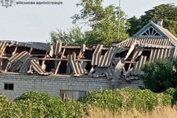 Ворог за добу обстріляв 15 населених пунктів Запорізької області, поранено четверо людей