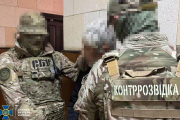 У Запоріжжі затримали 68-річного агента РФ, якому ворог дронами передавав вибухівку для терактів