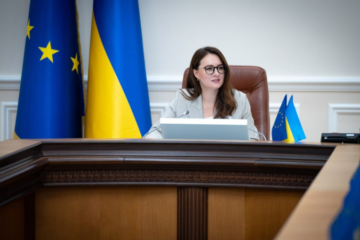 Кабмін видав розпорядження про обов’язкову згоду військових на проведення масових заходів