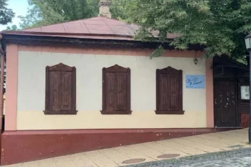 У Департаменті культспадщини підтвердили передачу садиби на Андріївському узвозі інвестору для реставрації