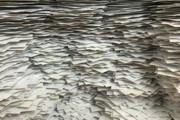 «Сільпо» приймає російські книжки. На переробленому папері надрукують роман української авторки