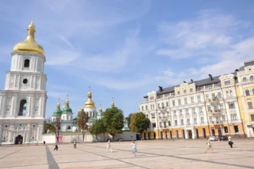 На Софійський собор встановлять сейсмо-датчики: так досліджуватимуть вплив вибухів на будівлю