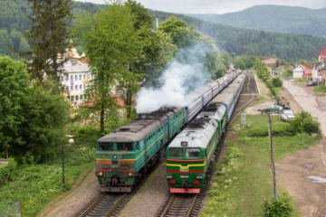 Укрзалізниця запустила додаткові поїзди з Києва до Львова та Вінниці