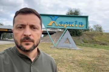 Додаткове фінансування бригад і держнагороди: Президент відвідав військових на Харківщині