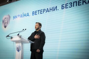 «Сміливість змінює історію»: Президент звернувся до ветеранів напередодні Дня Незалежності