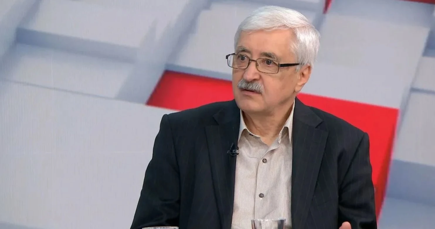 Валерій Романенко, авіаексперт, провідний науковий співробітник Державного музею авіації Національного авіаційного університету України, кандидат історичних наук