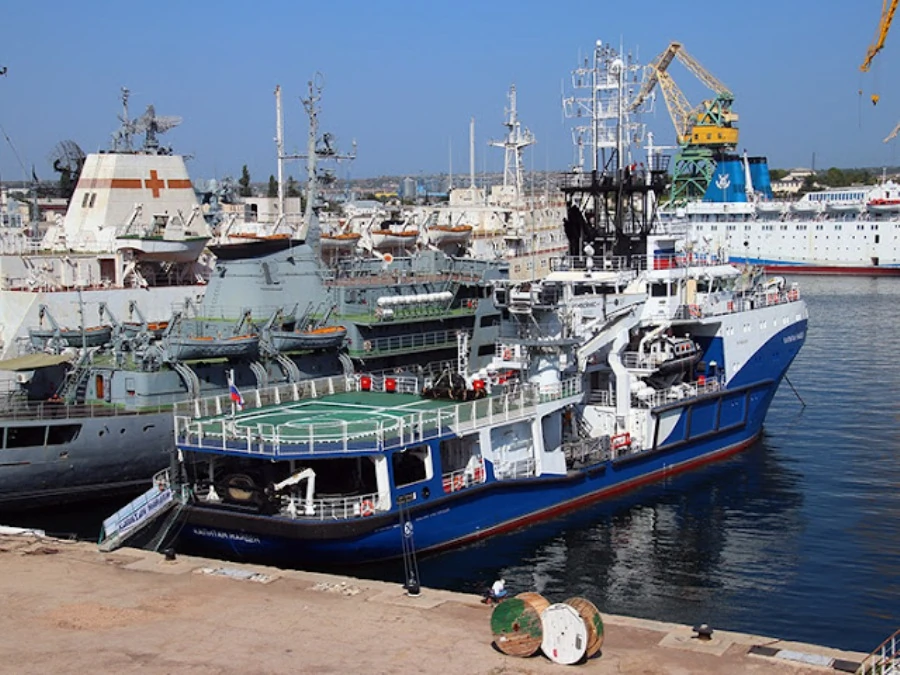 Одне із суден-буксирів проєкту 23470. Фото: вмф рф