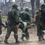 «М’ясо» вперед, досвідчені назад: військові про класичну модель російських штурмів