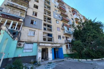 Херсонщина під ворожими обстрілами: 4 загиблих, пошкоджено житлові будинки