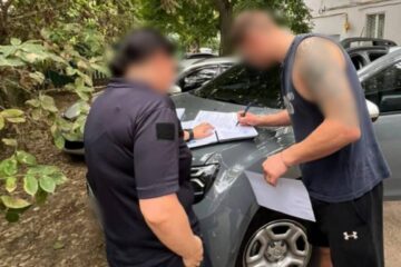 Цинічний «відкос»: за $15 тисяч обіцяли зробити матір «інвалідом» — заради відстрочки сина