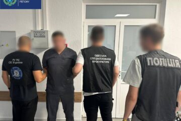 Продаж повісток та фіктивна хірургія: в Одесі затримали п’ятьох «бізнесменів»