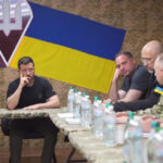 Президент провів на Сумщині нараду з військовим керівництвом: обговорили план дій на пів року вперед