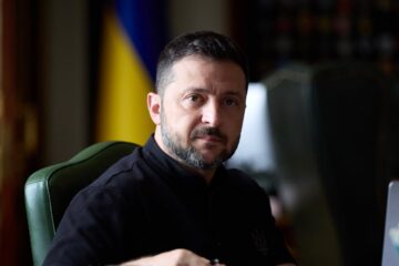 Президент про формат миру: два двосторонні й один тристоронній саміт — Україна готова
