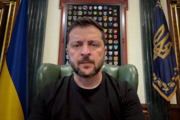 «Треба зупиняти її економіку» — Президент відреагував на російський авіаудар по Запоріжжю