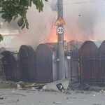 Удар по центру Сум: ворог атакував місто безпілотником, на місці влучання — пожежа