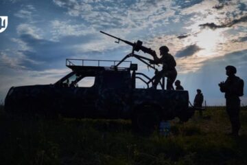 Спрощення закупівлі пікапів і списання майна: уряд ухвалив рішення для зменшення бюрократії в армії