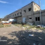 Окупанти обстріляли пожежну частину на Донеччині, двох рятувальників поранено