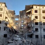 Росіяни завдали удару по житловій забудові Добропілля, жертвою якого стала одна людина