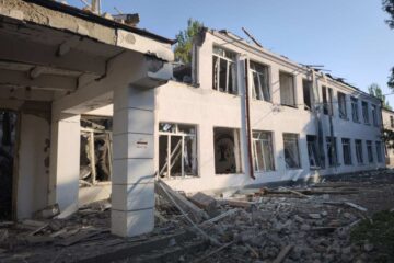 Дитсадок, гімназія, будинок культури: росіяни знову б’ють по мирних громадах Дніпропетровщини