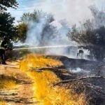 Горіли будинки та 10 гектарів екосистем: на Херсонщині ліквідували наслідки російських обстрілів