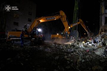 Удар по Києву: 31 загиблий, серед них п’ятеро дітей — пошукові роботи завершено