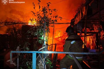 Ворожа ракета зруйнувала житловий мікрорайон у Миколаєві: семеро постраждалих
