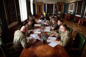 Російська логістика і військові об’єкти зазнали значних втрат — Президент