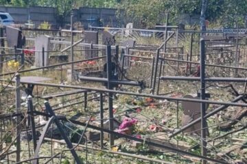 Поцілили у цвинтар та житлові будинки: наслідки обстрілів Харківщини