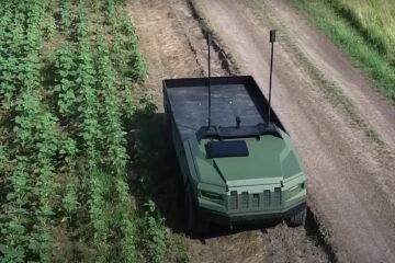 «Без керма і педалей»: на що здатен найпотужніший безпілотний позашляховик PROTECTOR